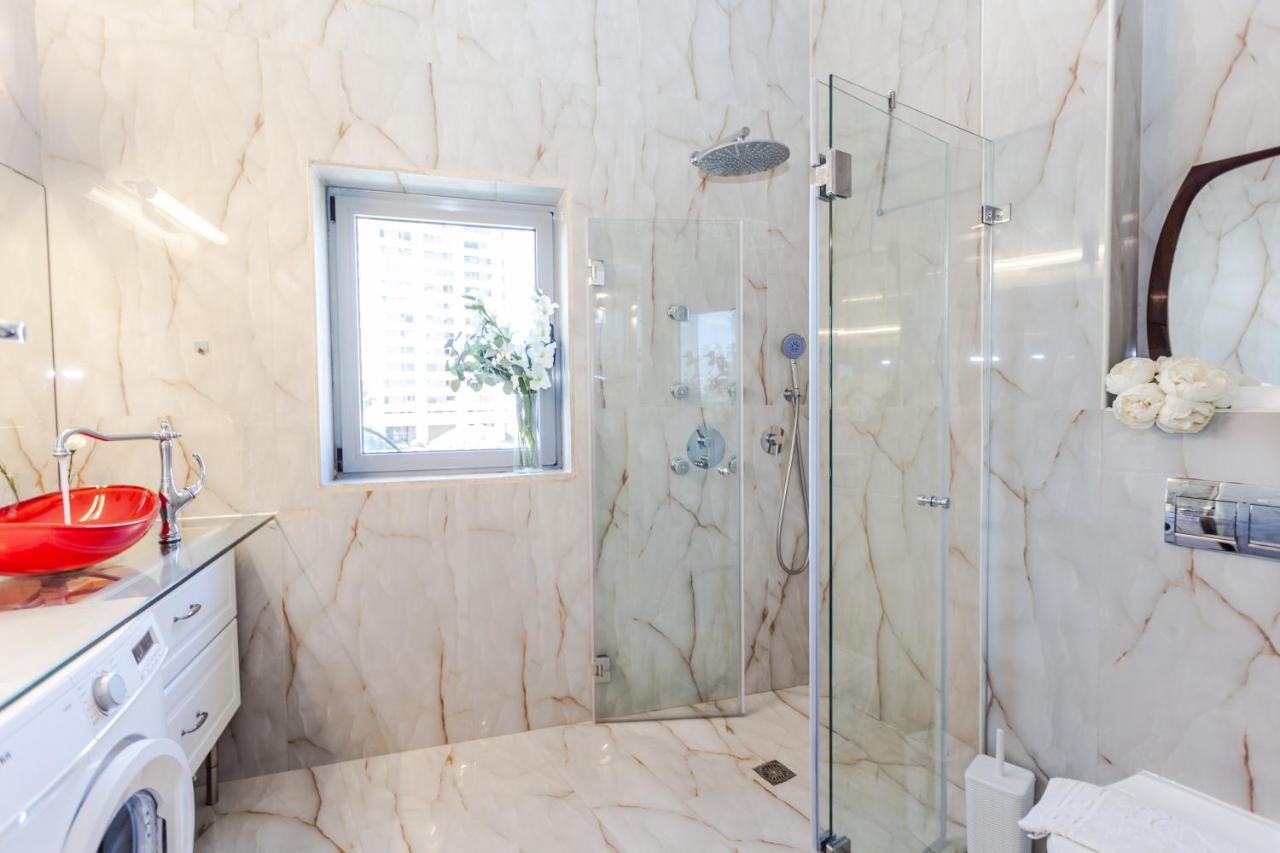 Rabin Square Elegant One Bedroom Căn hộ Tel Aviv